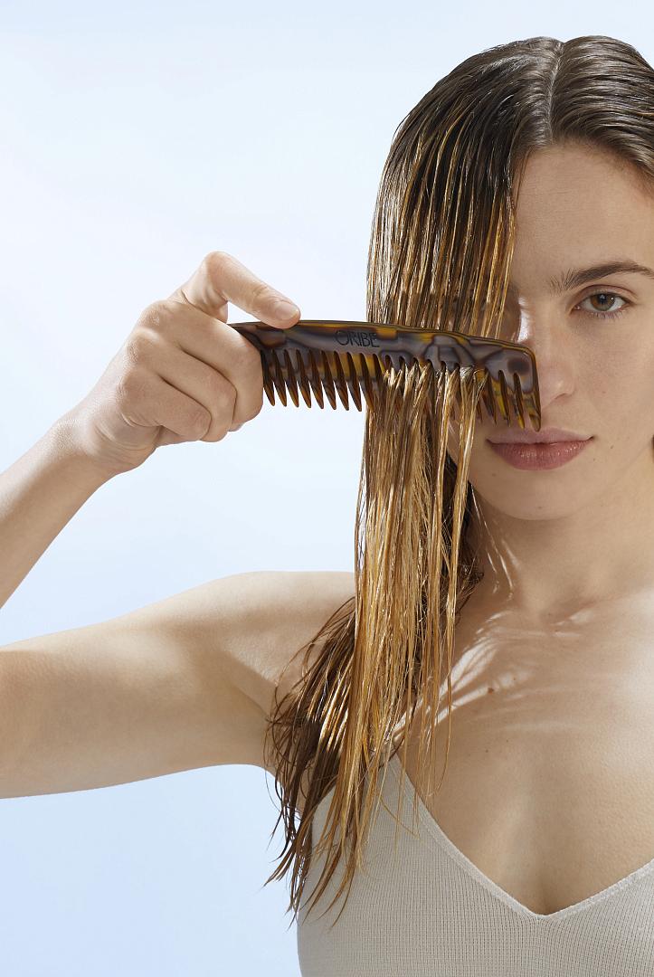 Шампунь для облегчения расчесывания волос Run-Through Detangling изобр. 6